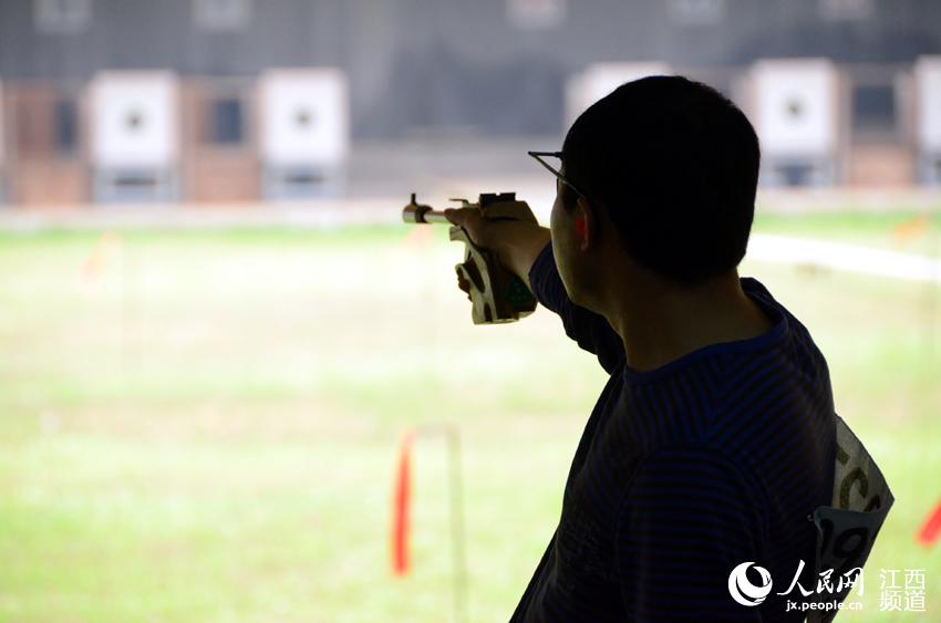 全国射击冠军赛手枪项目在昌举行 奥运会冠军