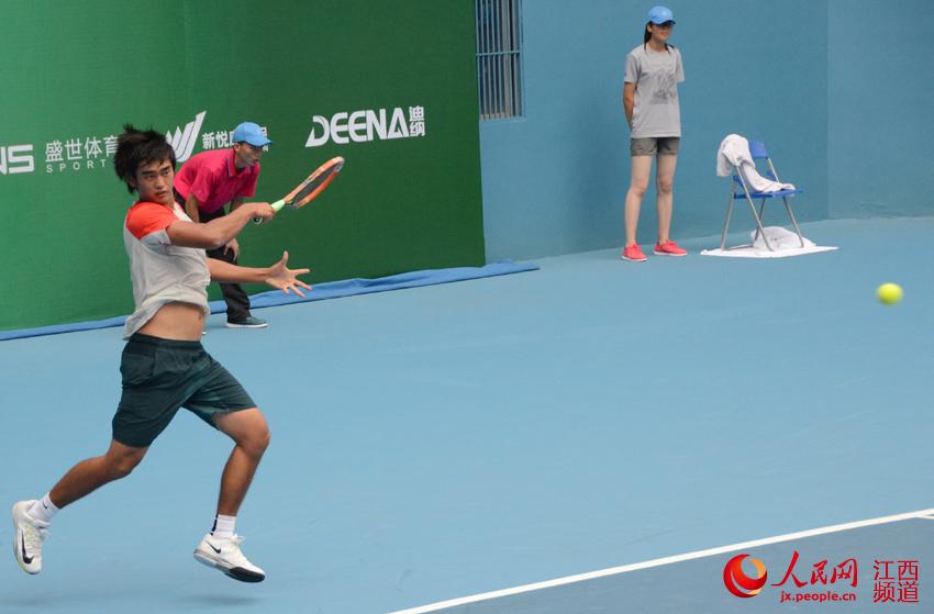 ATP中国国际网球挑战赛南昌站举行 冠军将获