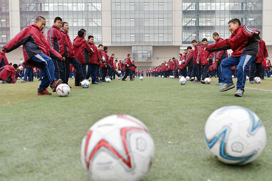 中央全面深改小组通过《中国足球改革总体方案