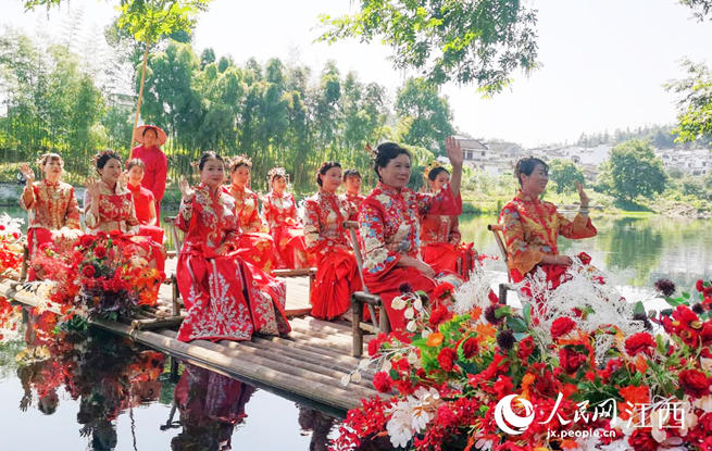 廊桥简谱_机场廊桥图片
