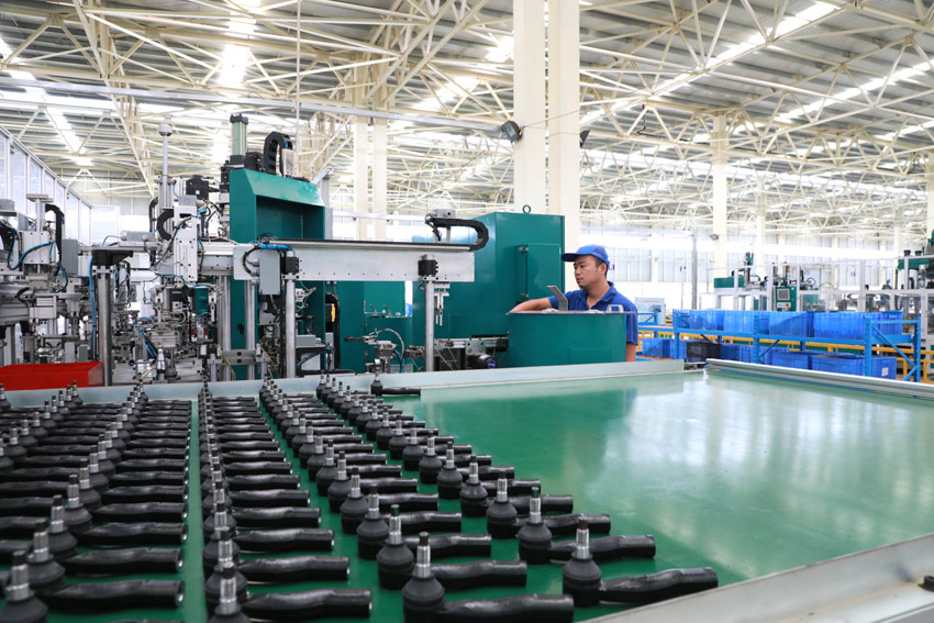 ���������ڸ��Եĸ�λ���ƶ�����һƬ���ȵķ�æ������ٻ��