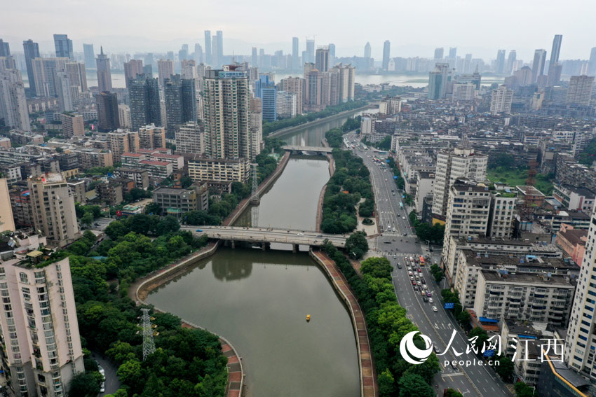 �������ϲ�������Ҫ������ͨ��֮һ���������� ʱ���㣩