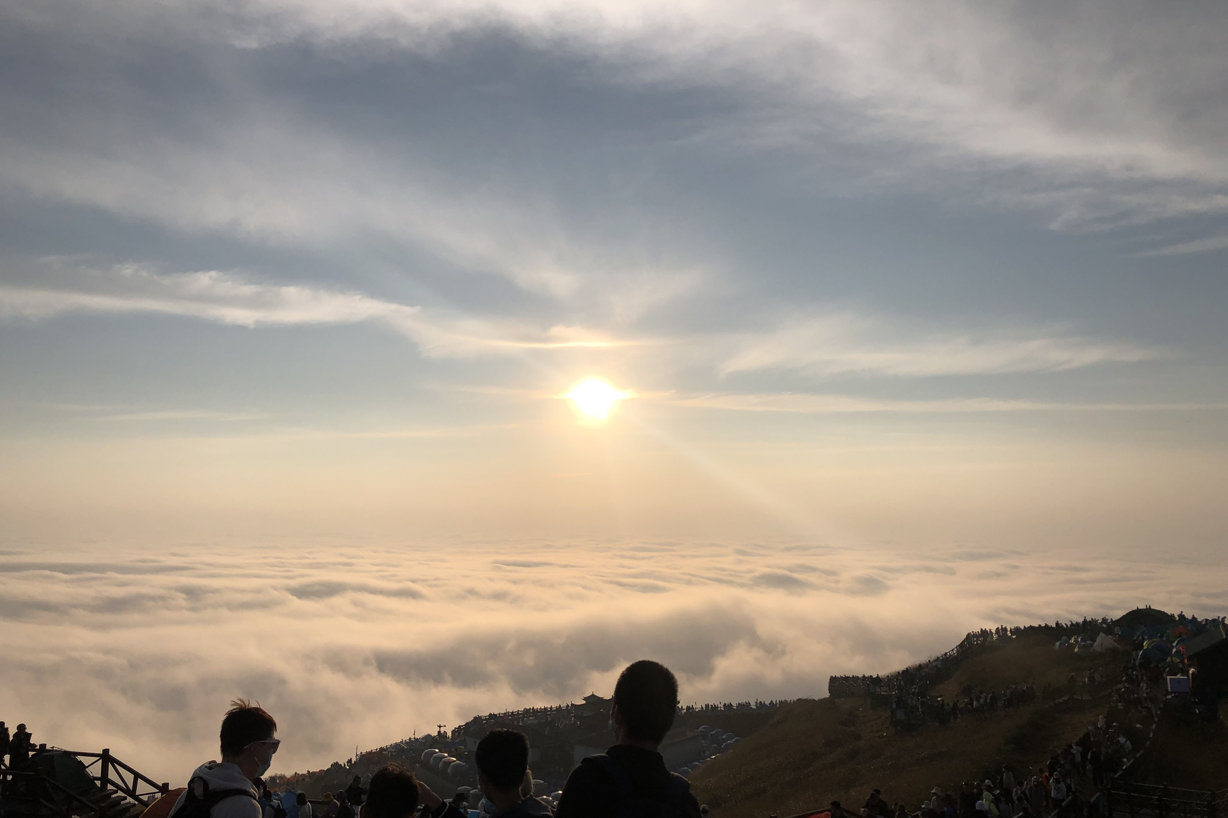 武功山的壯美雲海盛景。謝凌陽攝