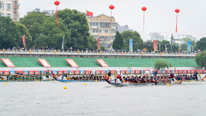 2023安义龙舟文化节举行。王保萌摄