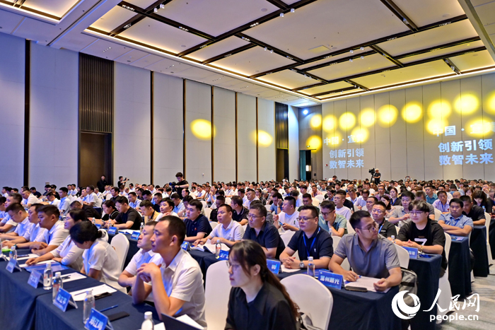 2023全国塑编产业链技术交流与市场对接会，吸引了来自全国各地的塑编行业企业负责人参加。人民网 朱海鹏摄