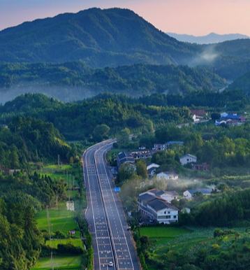 江西瑞金：“四好农村路”助力乡村振兴