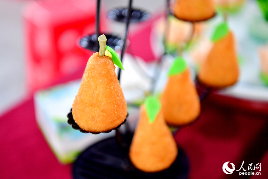 雪梨果。人民网记者 时雨摄