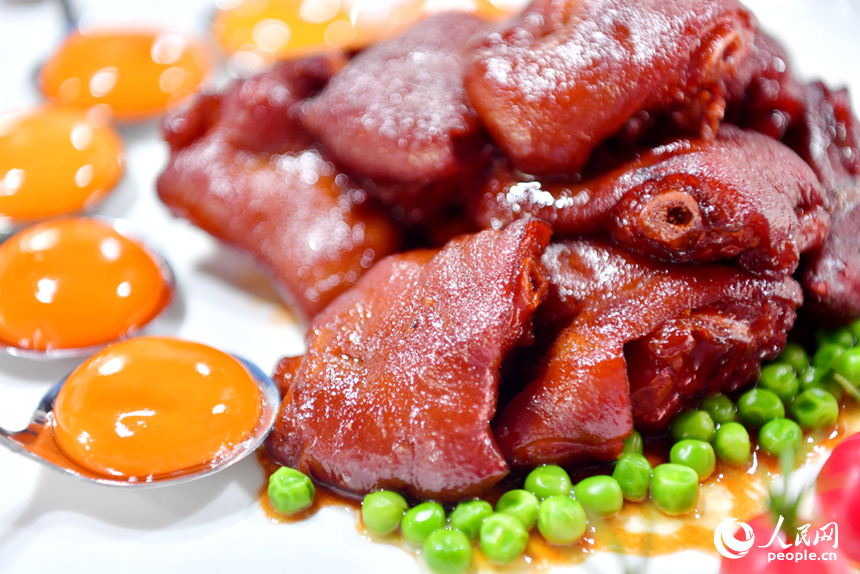 阿膠豬手。人民網記者 時雨攝