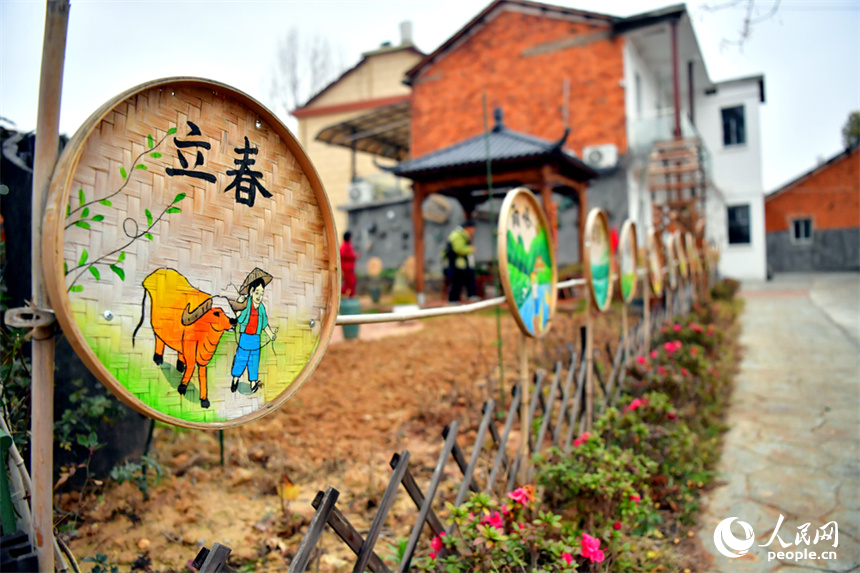 湖陂村一步一景，充满艺术氛围。人民网记者 时雨摄
