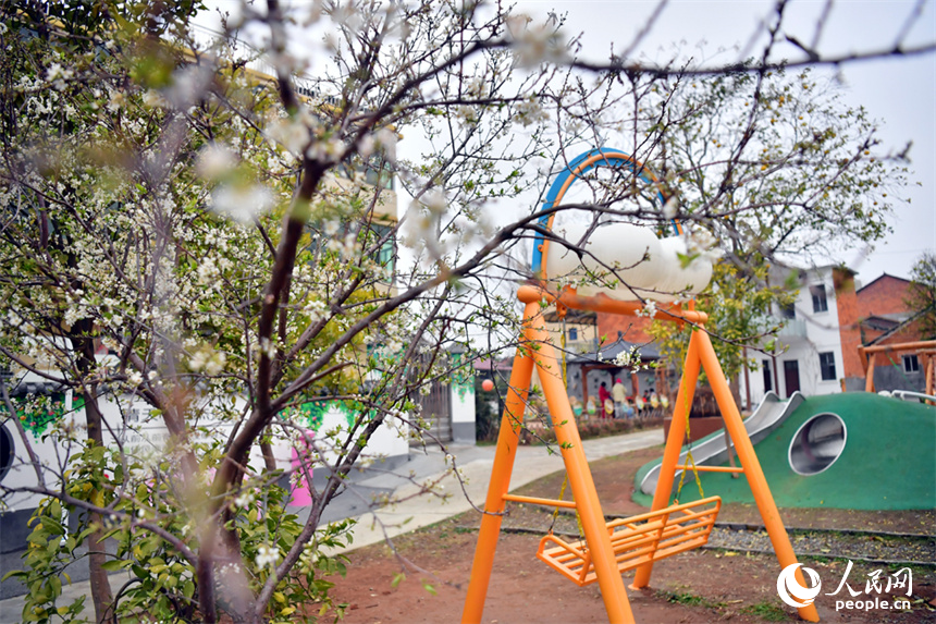 湖陂村整洁干净的村貌。人民网记者 时雨摄