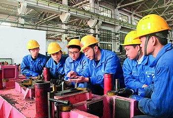 刘辉代表：以匠心筑创新
