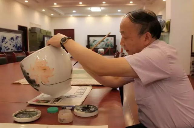 于集华代表：让千年窑火生生不息
