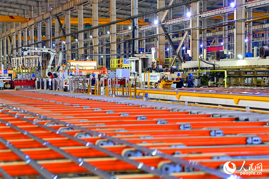 从“跟跑”迈向“领跑”江西产业集群如何跑出发展“加速度”?(图2)