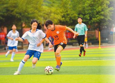 让学生“身上有汗、眼里有光”