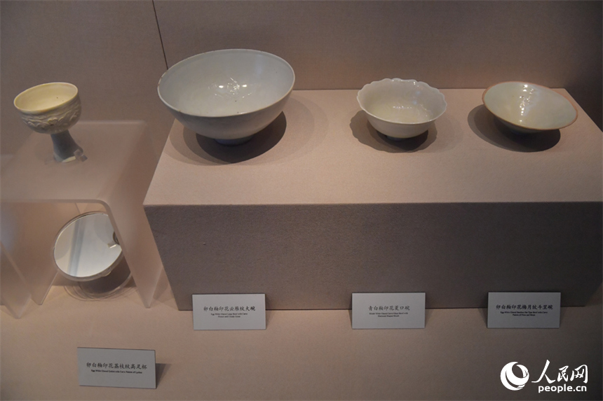 元青花博物館內展出的文物。人民網記者 時雨攝