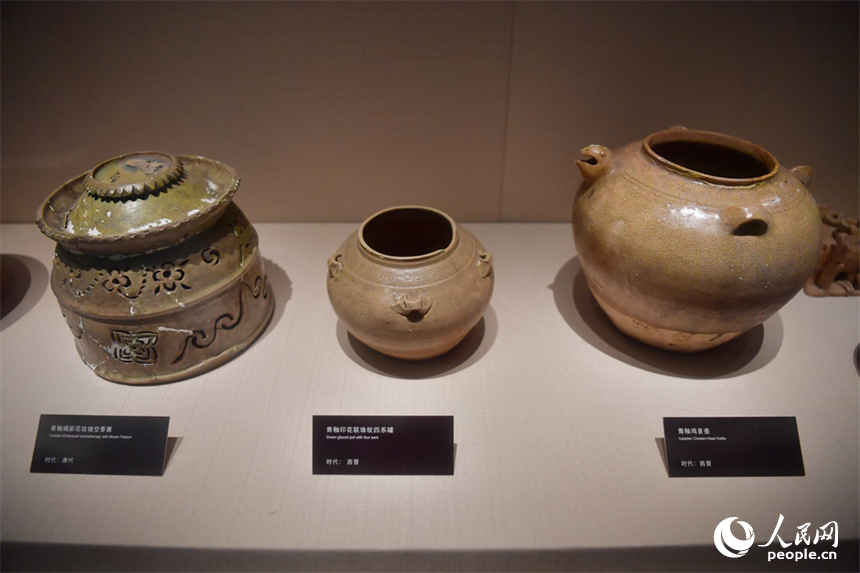 元青花博物館內展出的文物。人民網記者 時雨攝