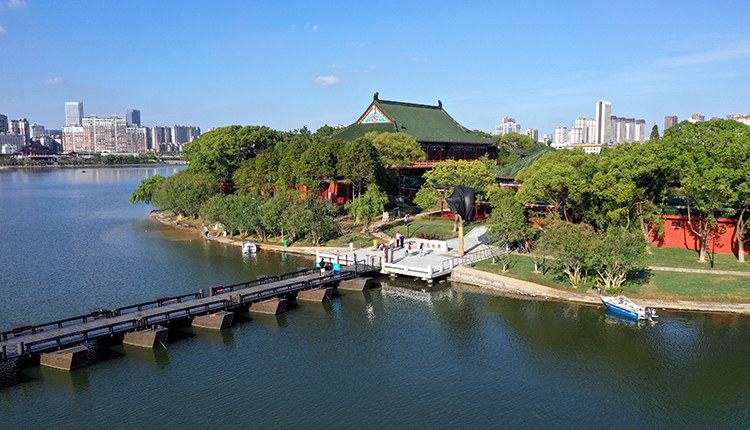 江西南昌：豫章书院桥开放 英雄城添文景融合新地标