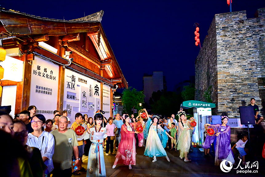 2026江西省文旅消费焕新季活动现场。人民网记者 朱海鹏摄