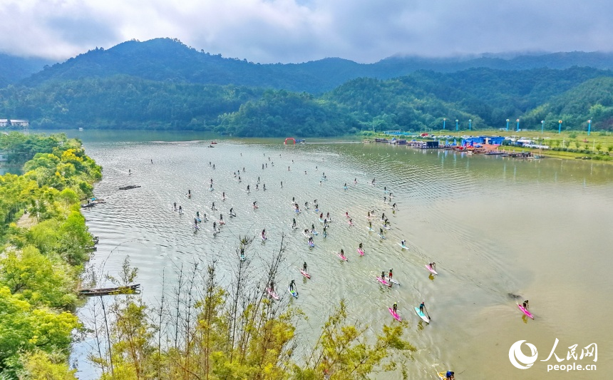 圖為比賽現場。人民網記者 朱海鵬攝