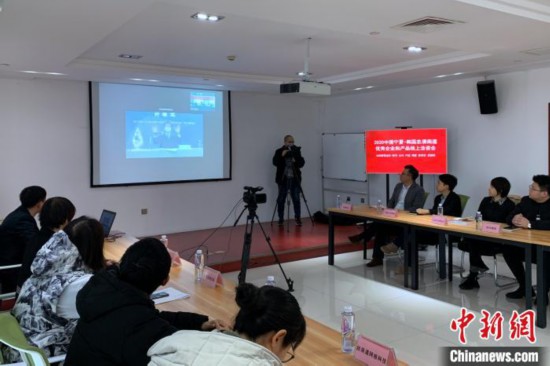 ���������뺫������������ǣ�ֹ�ı��轲�ҵ��չ