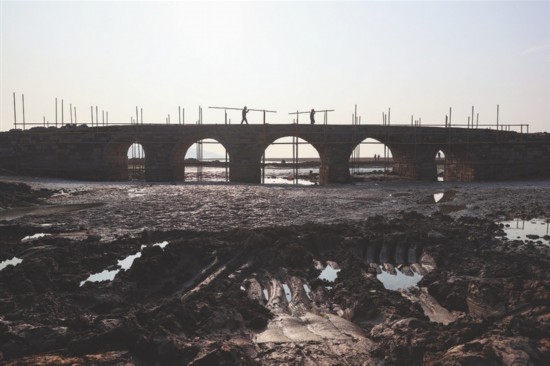 五孔橋是湖口縣現存規模最大的古橋之一。該橋東西走向，全長91米、寬4.85米、高4.5米。